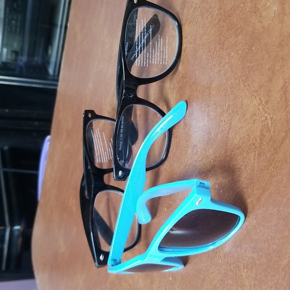 🕶3 PAIRS, SUNGLASSES & READING GLASSES - Picture 2 of 11